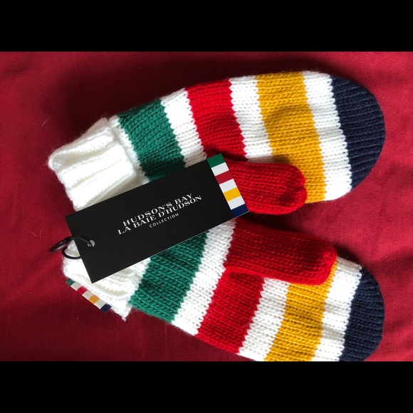 H By Hudson Accessories - Hudson Bay winter gloves ❄️ 🧤